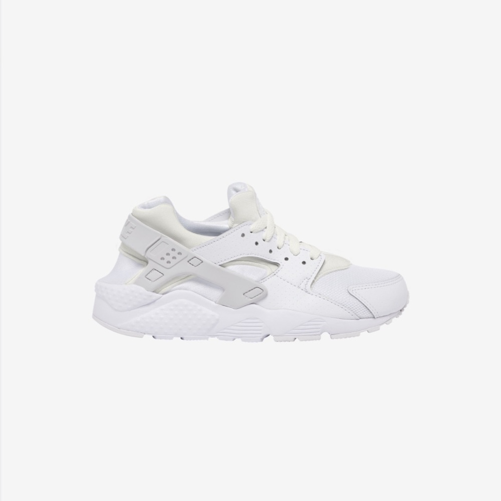 Nike Air Huarache in triple white